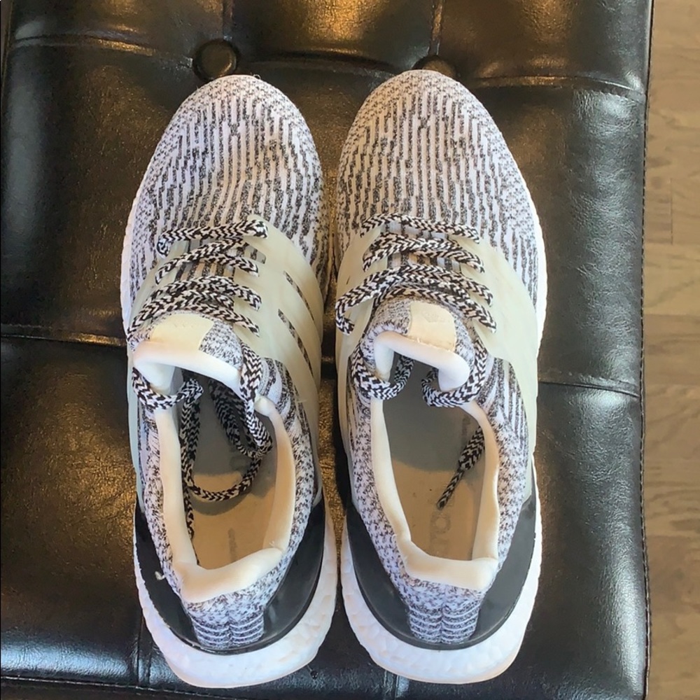 Adidas Ultra Boosts size 7